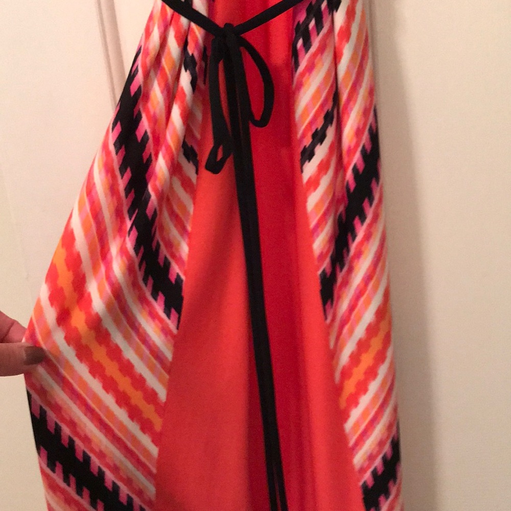 Maggie London coral print sundress - Picture 3 of 3